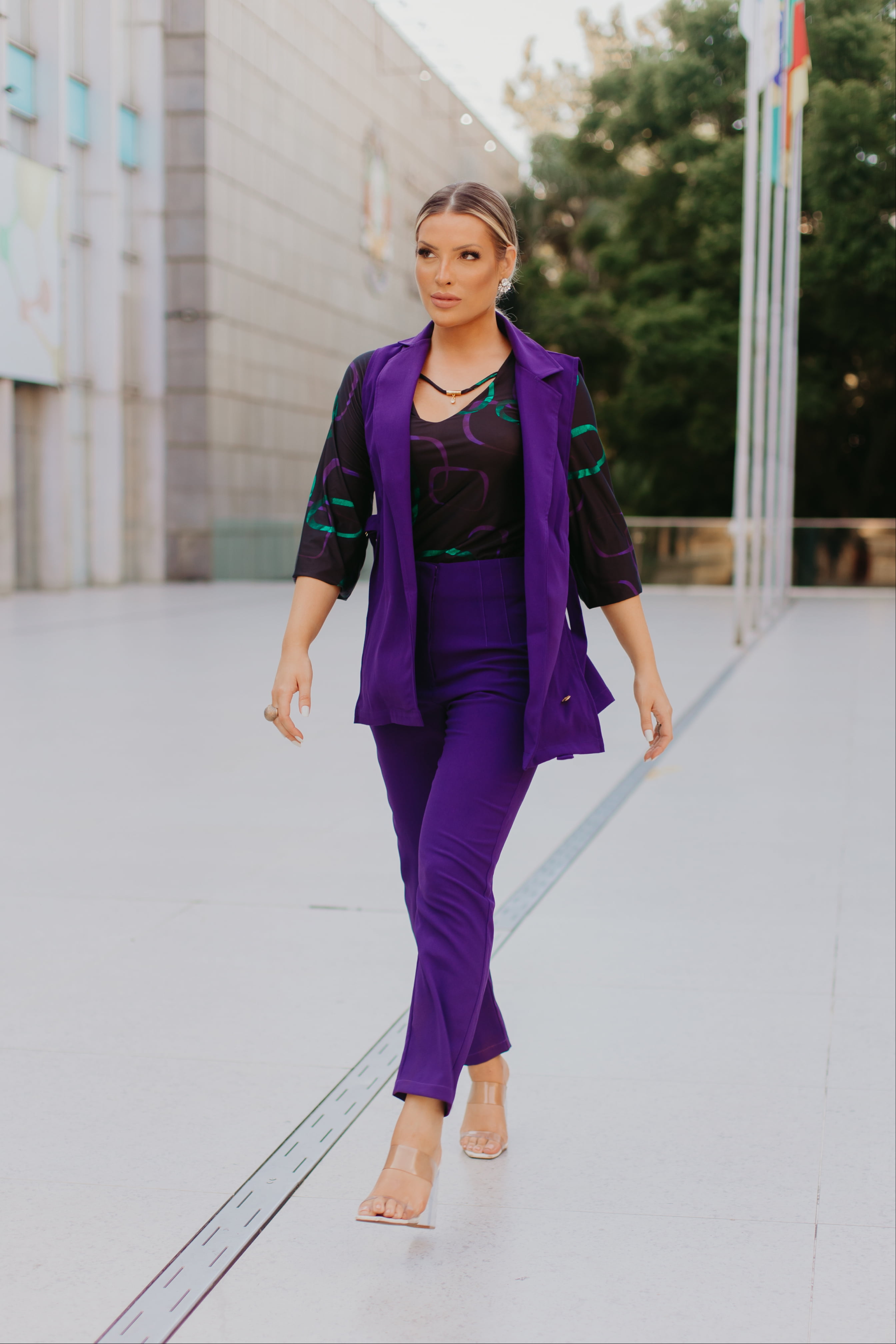 BLALAパープル ウェットスーツ フロントジッパー COLETE ALFAIATARIA GOLA BLAZER ROXO - Dancing Days