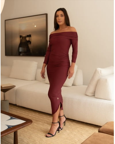 Vestido ombro a ombro midi em fluity