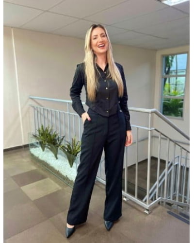 CALÇA RETA ALFAIATARIA COM FRISO