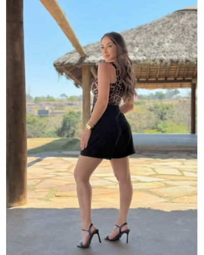 Blusa regata com recortes em fluity