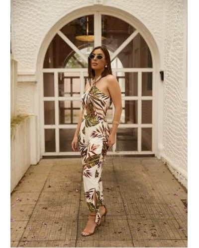 Macacão em fluity frente única com jóia Macacão em fluity frente única com jóia