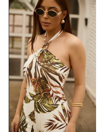 Macacão em fluity frente única com jóia