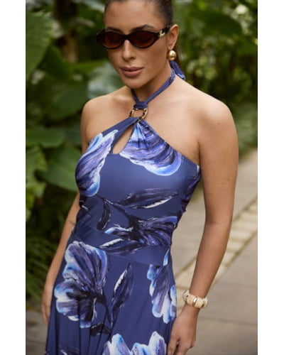 Vestido em fluity com jóia