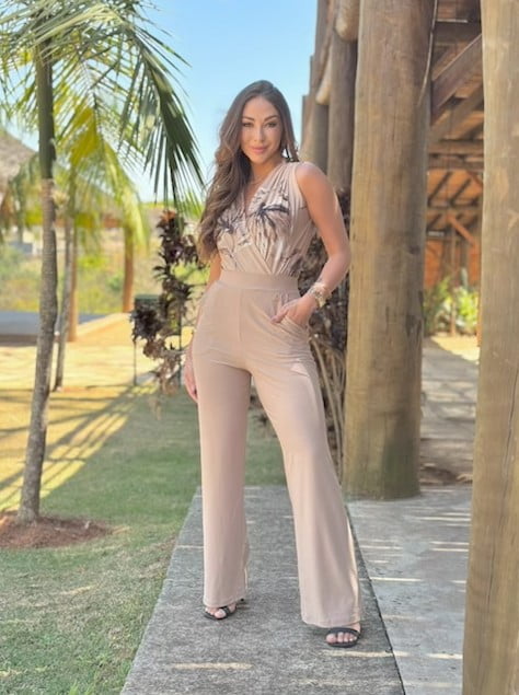 Calça wide leg em fluity